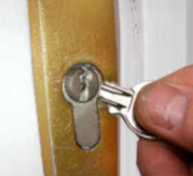 Snapped Keys, Broken keys Emergency Lock Out in sharnbrook and the surrounding area